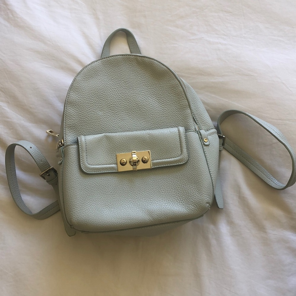 Zara Bagpack light blue